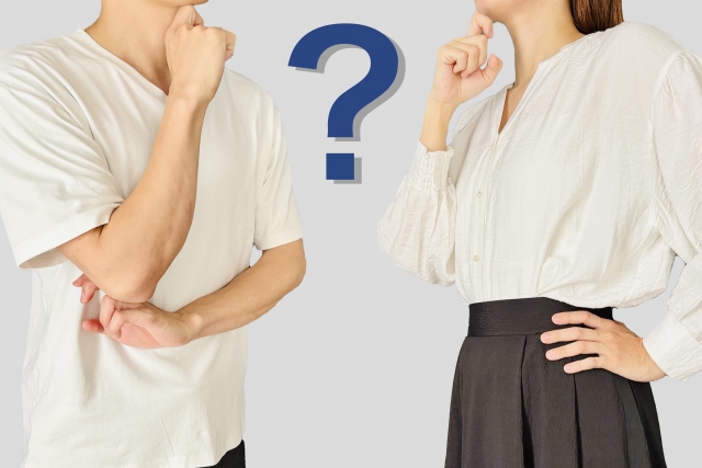 考えている二人