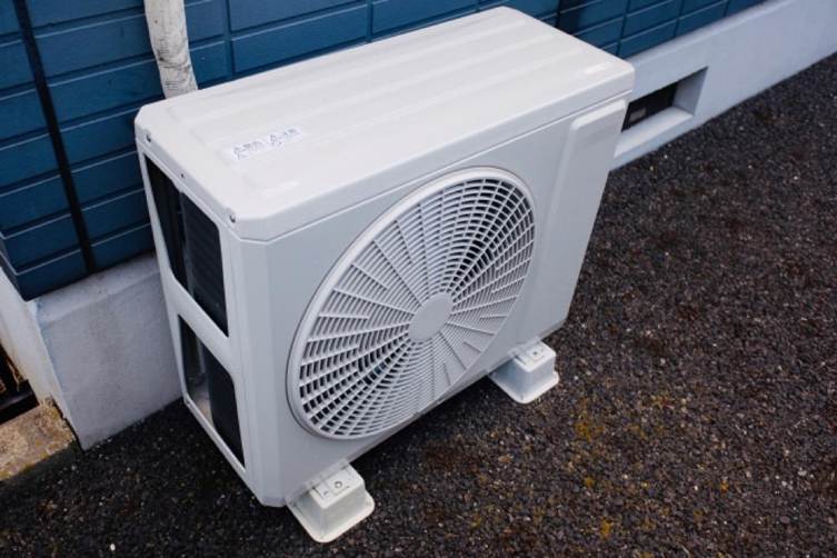 エアコン 室外機