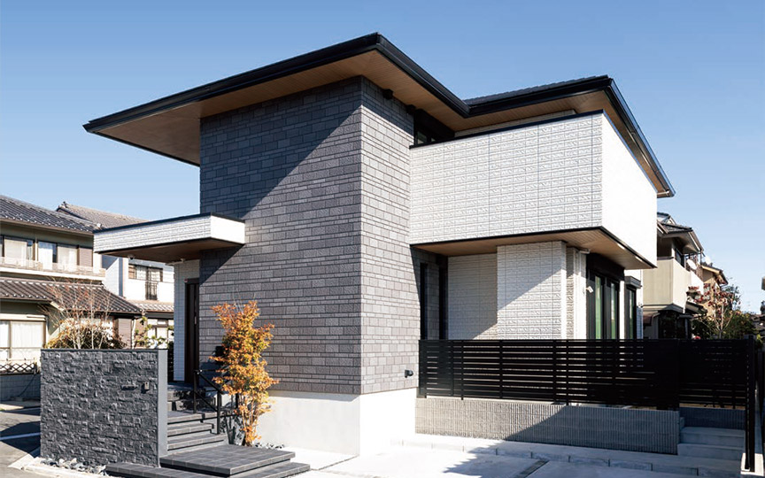 タイルとベルサイクスを組み合わせた凹凸感のある外観